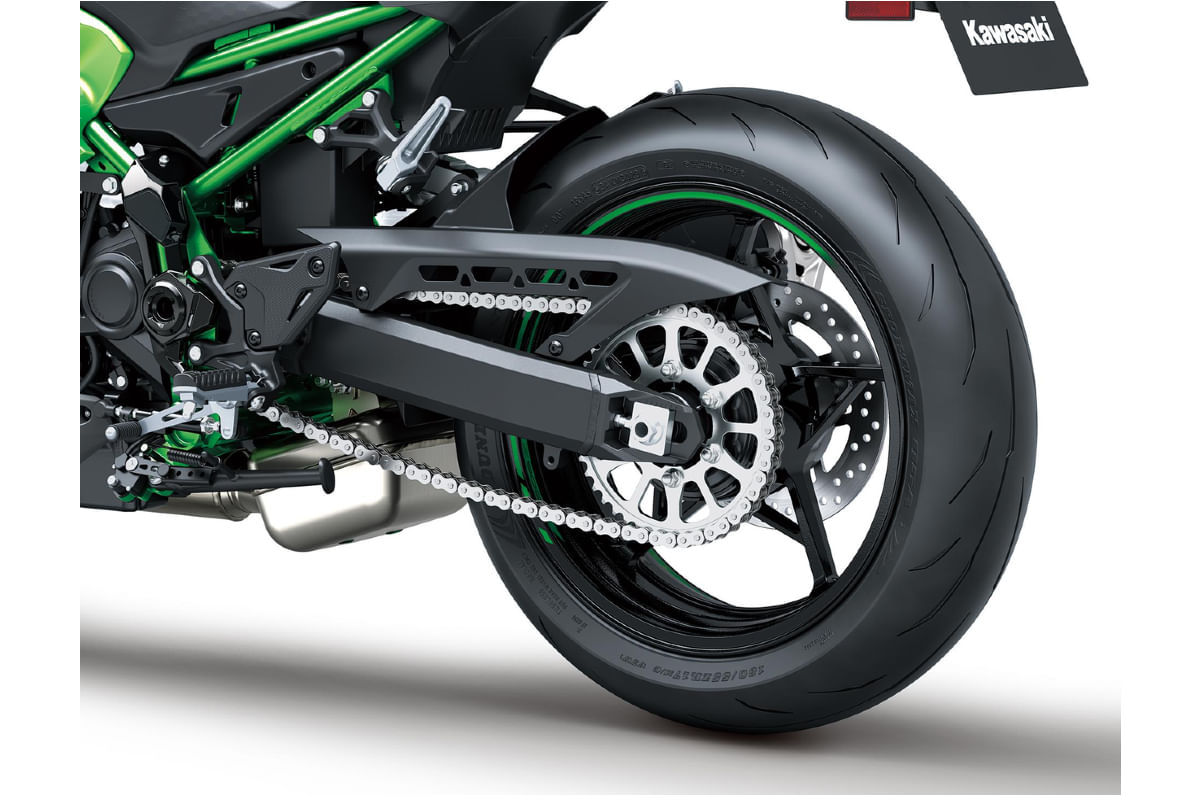 Cycle parts also see an upgrade with new Dunlop Sportmax Q5A tyres. 